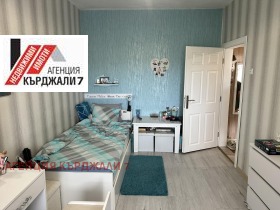 ����� ������� 3-�����,���� ��������, ������>