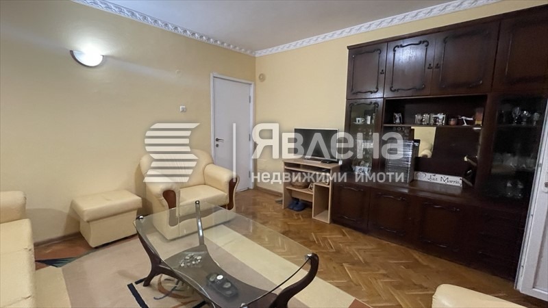 Myytävänä  2 makuuhuonetta Varna , Tsentralna pošta , 130 neliömetriä | 30167096 - kuva [3]