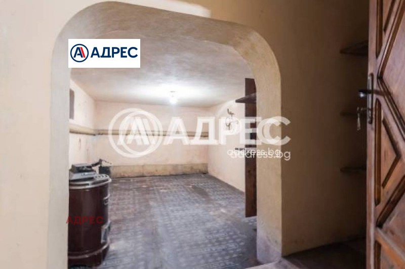 Продава КЪЩА, с. Кичево, област Варна, снимка 13 - Къщи - 50205616