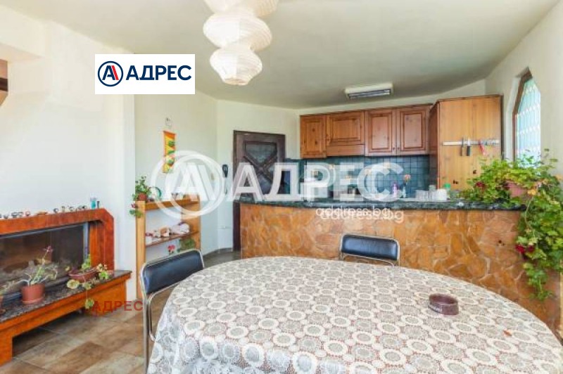 Продава КЪЩА, с. Кичево, област Варна, снимка 2 - Къщи - 50205616