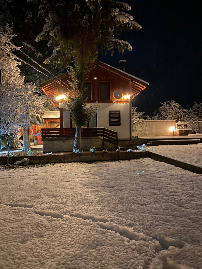 Продава ВИЛА, гр. Дряново, област Габрово, снимка 3 - Вили - 52780818