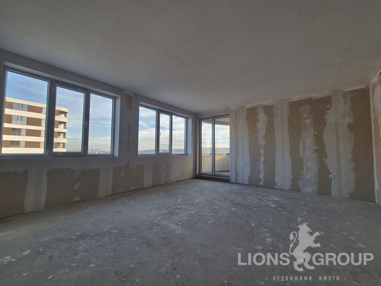 Продава 3-СТАЕН, гр. Варна, Трошево, снимка 2 - Апартаменти - 52278585