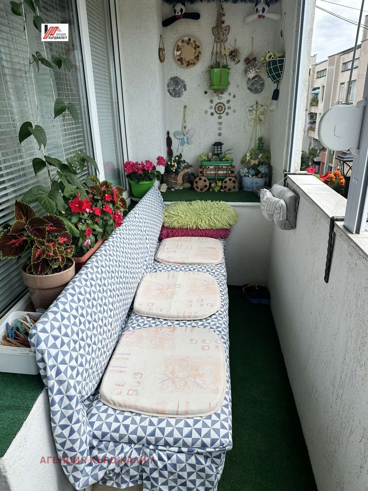 Продава 3-СТАЕН, гр. Кърджали, Център, снимка 6 - Апартаменти - 55024123