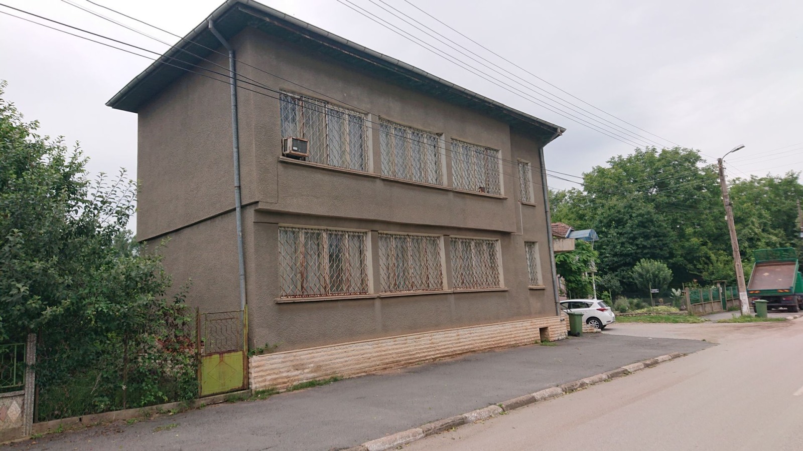 Продава КЪЩА, гр. Брусарци, област Монтана, снимка 2 - Къщи - 42315263