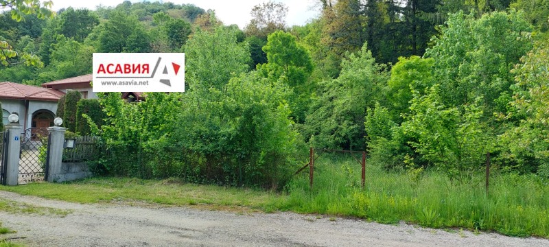 Продава ПАРЦЕЛ в област Ловеч, с. Чифлик - 740 кв.м / 28 121 € » 54 999.90 лв., АСАВИЯ