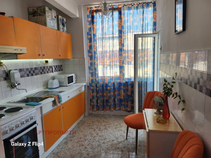 Продава  2-стаен град Бургас , Възраждане , 55 кв.м | 22008082 - изображение [4]