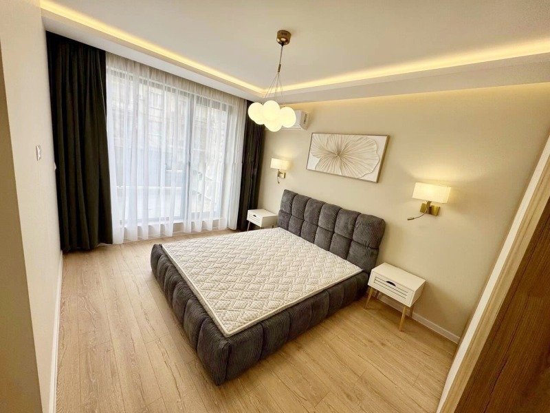 Продава 2-СТАЕН, гр. Пловдив, Кючук Париж, снимка 2 - Апартаменти - 53596218