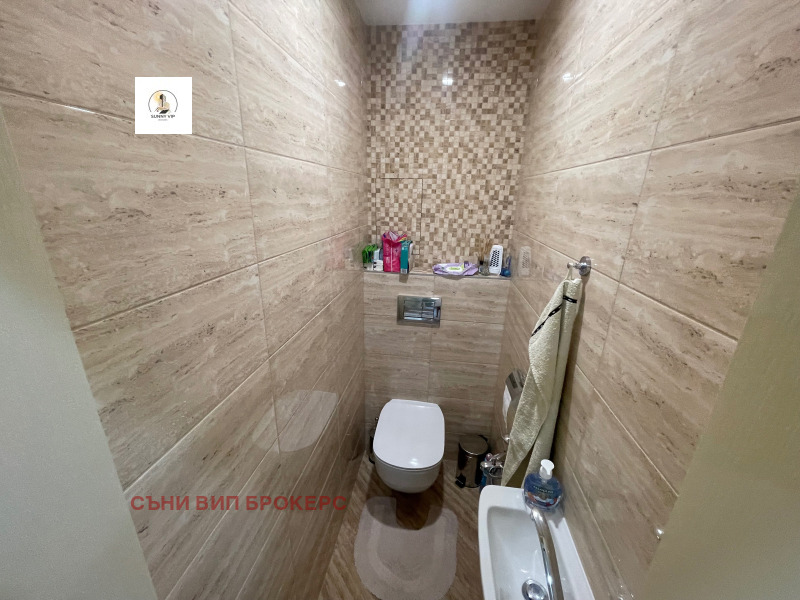 Продава  3-стаен град Плевен , Широк център , 77 кв.м | 93626619 - изображение [16]
