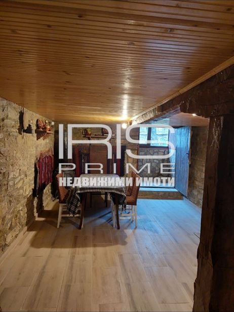 Продава КЪЩА, с. Ловец, област Шумен, снимка 9 - Къщи - 55693413