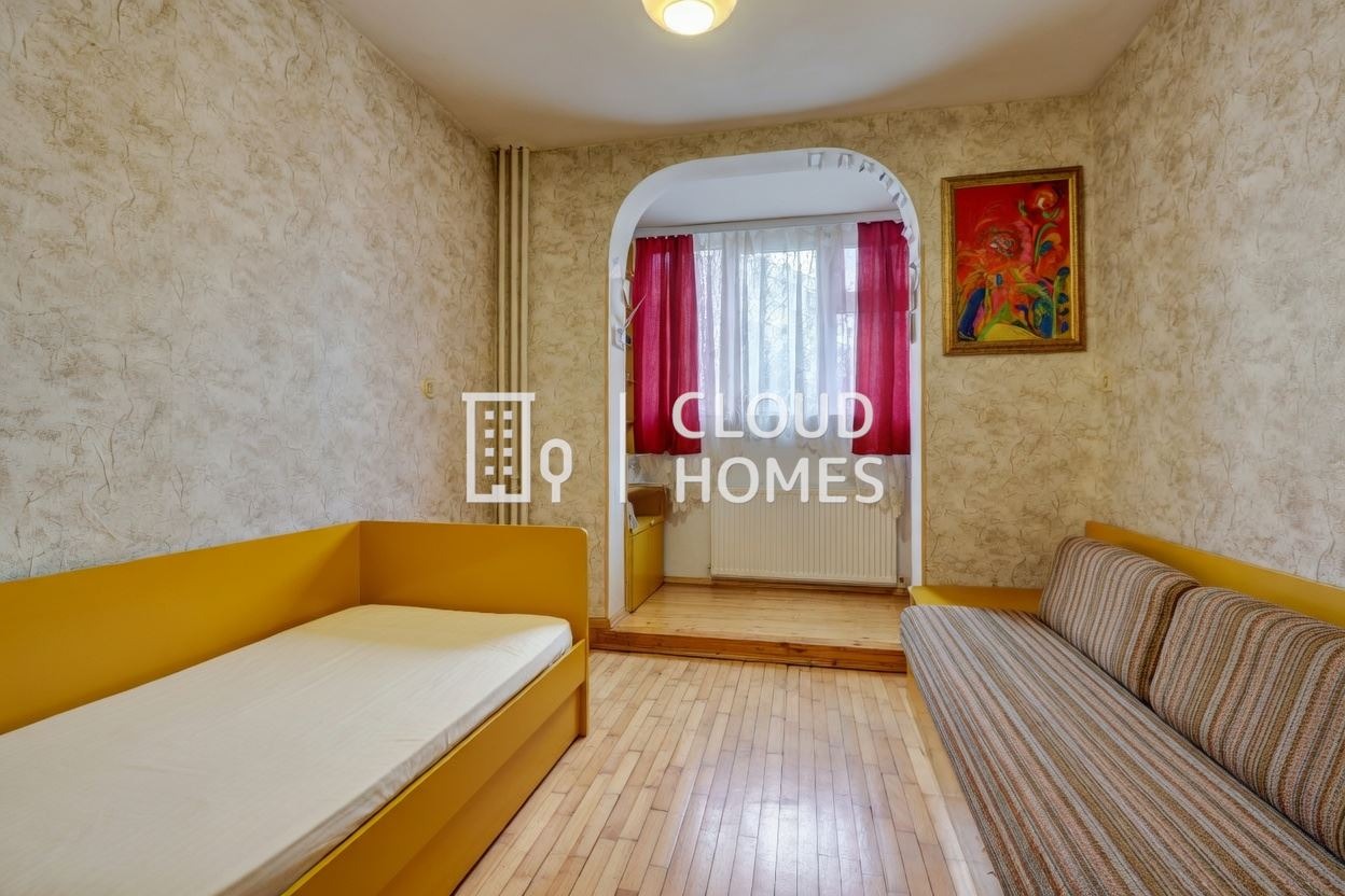 Продава 4-СТАЕН, гр. София, Толстой, снимка 2 - Апартаменти - 54055078