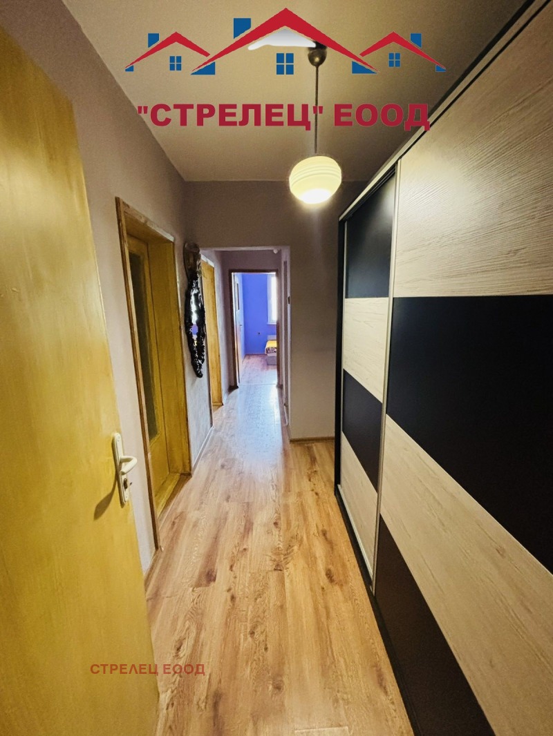 На продаж  2 спальні Добрич , Център , 70 кв.м | 27038774