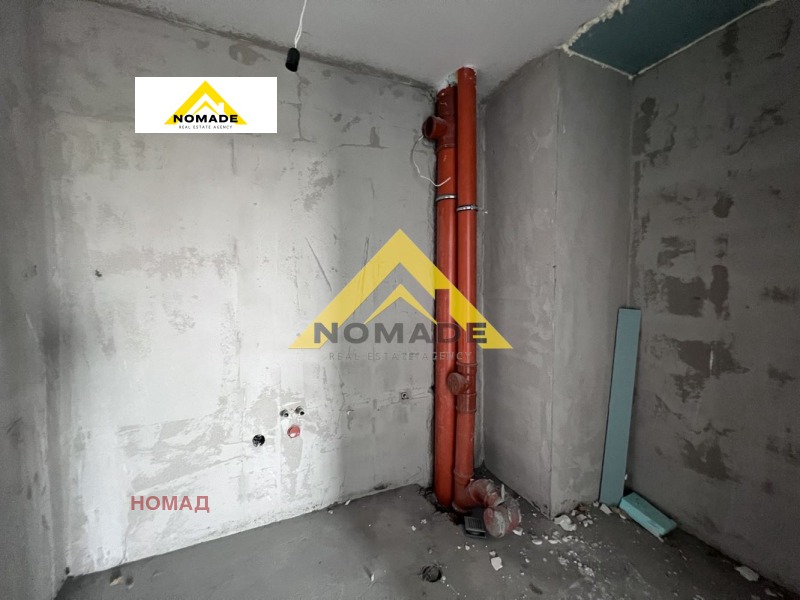 На продаж  3 кімнатна Пловдив , Остромила , 165 кв.м | 81471711 - зображення [8]