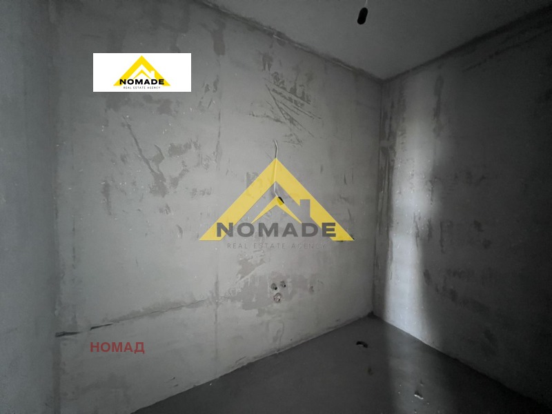 На продаж  3 кімнатна Пловдив , Остромила , 165 кв.м | 81471711 - зображення [9]
