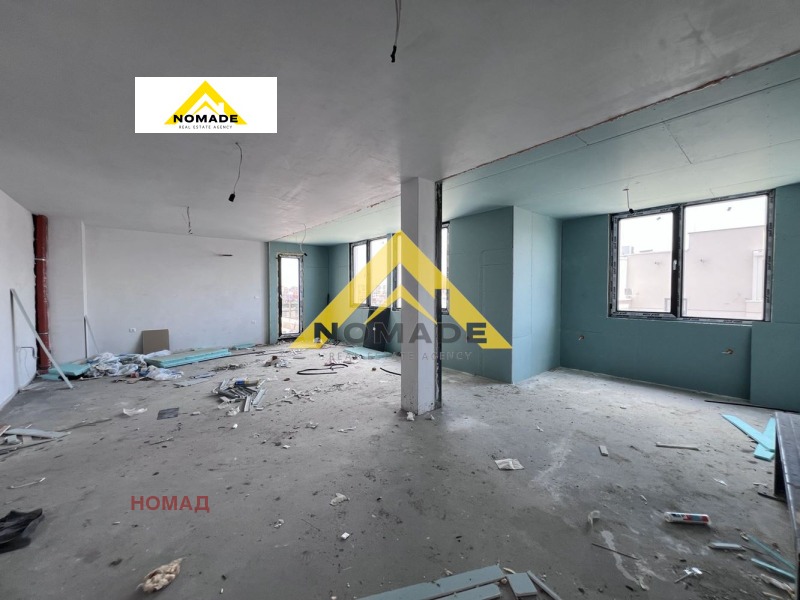 На продаж  3 кімнатна Пловдив , Остромила , 165 кв.м | 81471711 - зображення [2]