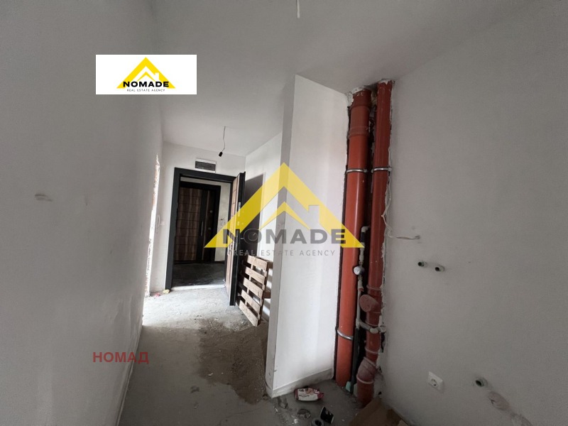 На продаж  3 кімнатна Пловдив , Остромила , 165 кв.м | 81471711 - зображення [11]