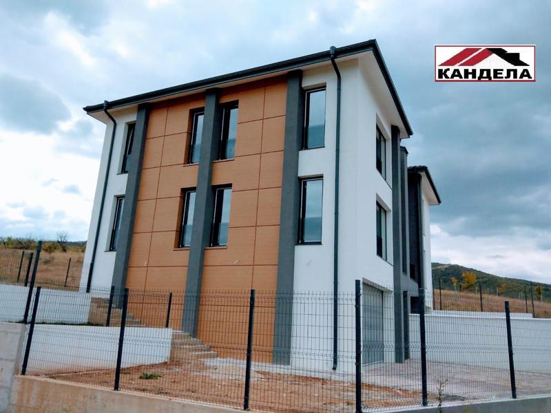 Продава  Къща област Пловдив , с. Марково , 240 кв.м | 48171812 - изображение [2]