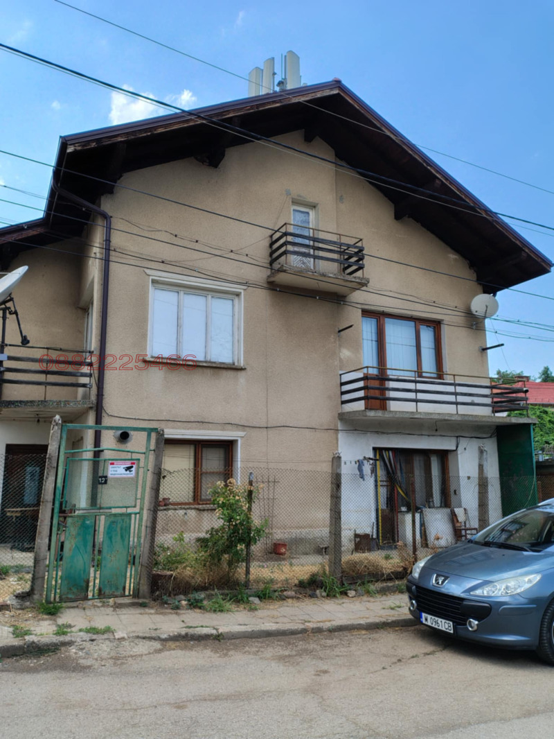 Eladó  Ház Montana , Mala Kutlovica , 177 négyzetméter | 13331761