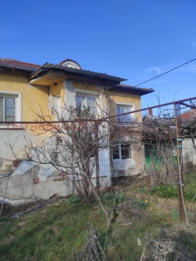 Hus Elhovo (Nikolaevo), region Stara Zagora 2