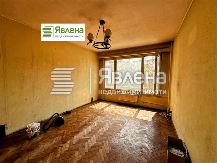 Продава  2-стаен град София , Света Троица , 56 кв.м | 71110058
