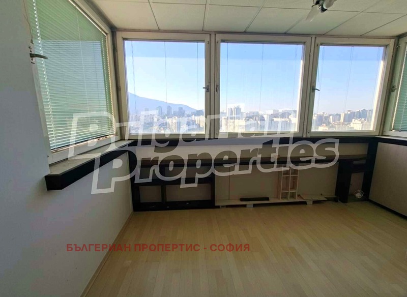Na sprzedaż  2 sypialnie Sofia , Mladost 3 , 103 mkw | 28426659 - obraz [3]