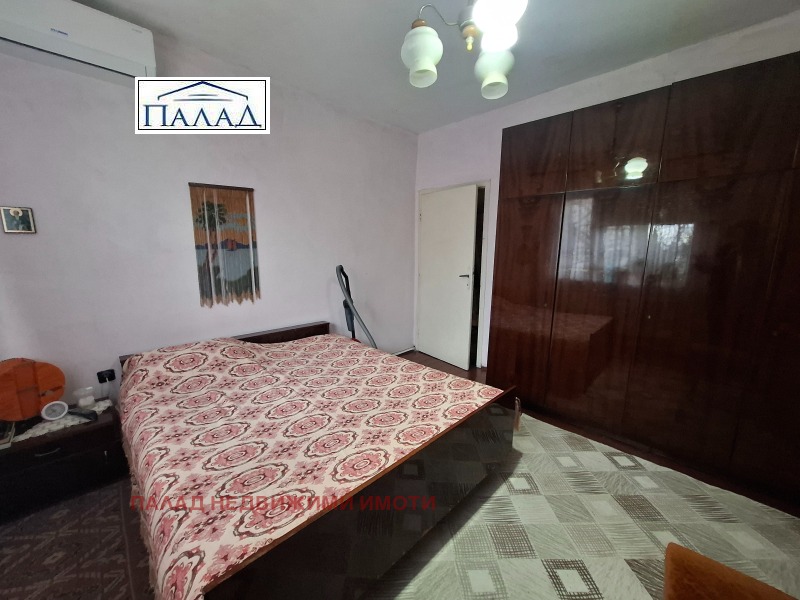 Продава ЕТАЖ ОТ КЪЩА, гр. Варна, Аспарухово, снимка 9 - Етаж от къща - 52929249