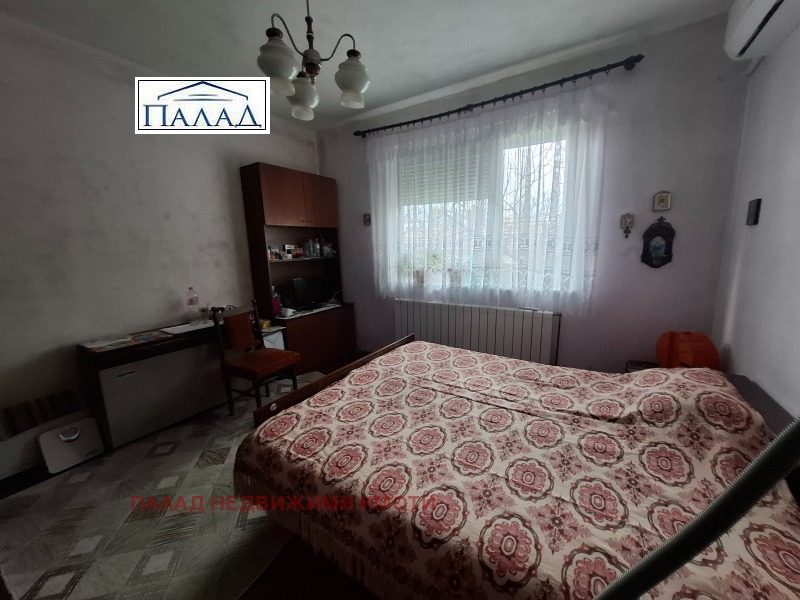 Продава ЕТАЖ ОТ КЪЩА, гр. Варна, Аспарухово, снимка 10 - Етаж от къща - 52929249