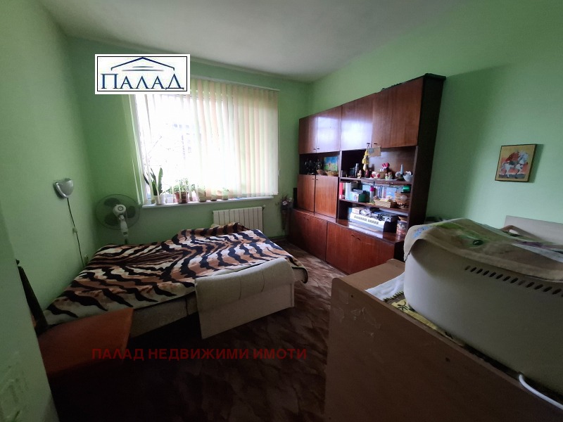 Продава ЕТАЖ ОТ КЪЩА, гр. Варна, Аспарухово, снимка 7 - Етаж от къща - 52929249