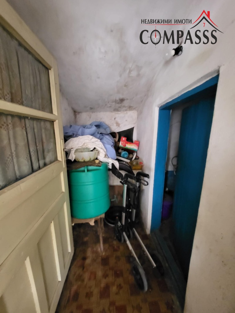 Продава КЪЩА, с. Преселенци, област Добрич, снимка 8 - Къщи - 53115453