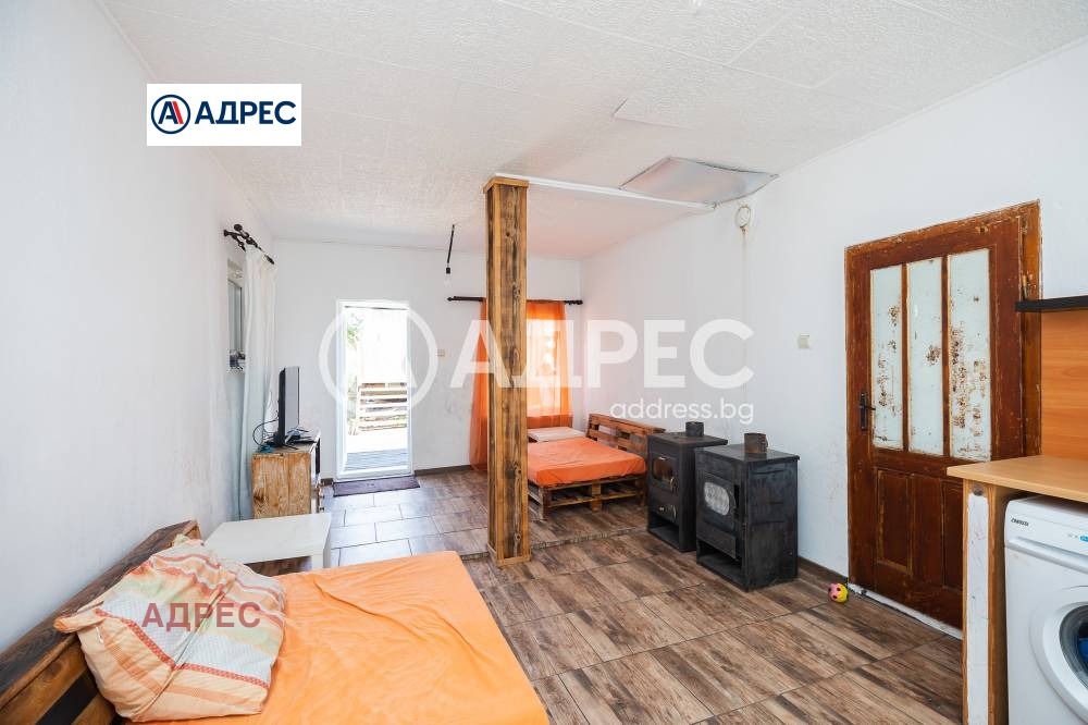 Продава КЪЩА, с. Водица, област Варна, снимка 9 - Къщи - 53901815