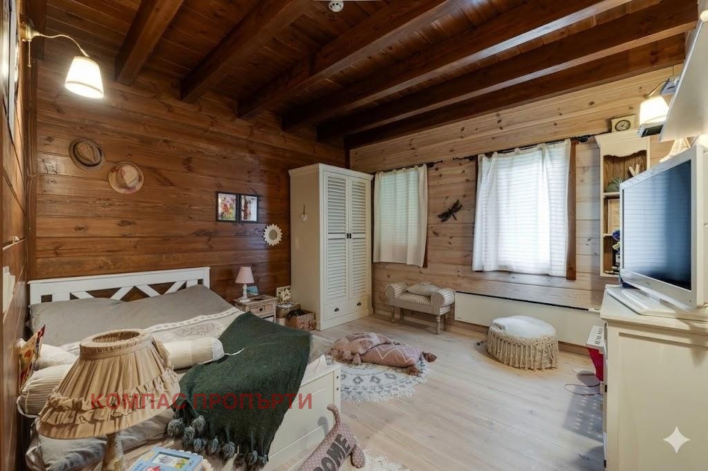 Продава КЪЩА, гр. София, с. Панчарево, снимка 12 - Къщи - 54103894