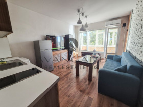 1 sovrum Trakija, Plovdiv