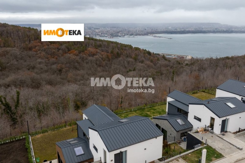 Продава КЪЩА, гр. Варна, м-т Зеленика, снимка 12 - Къщи - 48245719