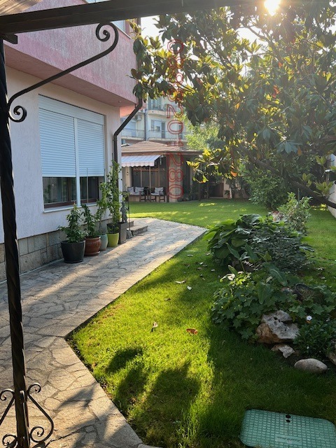 Продава КЪЩА, гр. Свиленград, област Хасково, снимка 6 - Къщи - 52782574