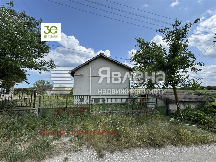 Продава КЪЩА, с. Климентово, област Варна, снимка 8 - Къщи - 55534063