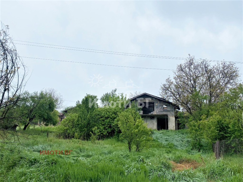 En venta  Trama región Pernik , Batanovtsi , 1030 metros cuadrados | 77280028