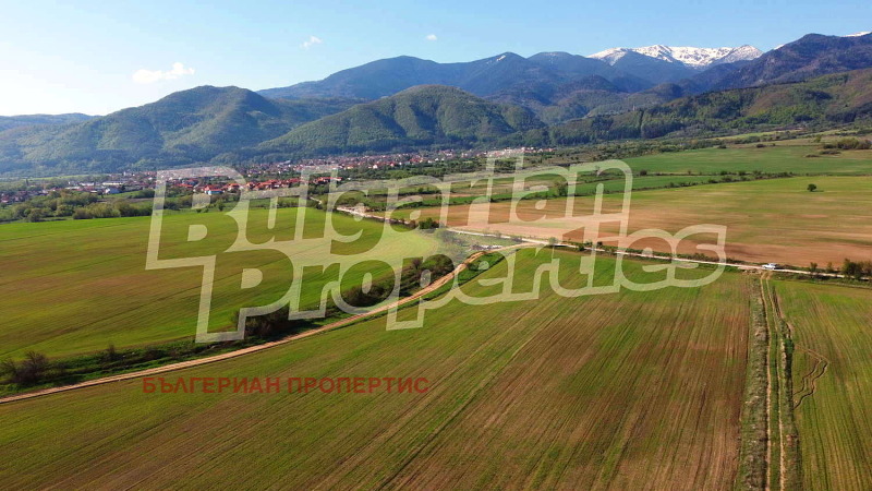 Продава ПАРЦЕЛ в област София, с. Костенец - 4497 кв.м / 22 485 € » 43 976.84 лв., БЪЛГЕРИАН ПРОПЕРТИС
