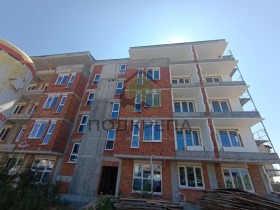 2 dormitoare Hristo Smirnensci, Plovdiv