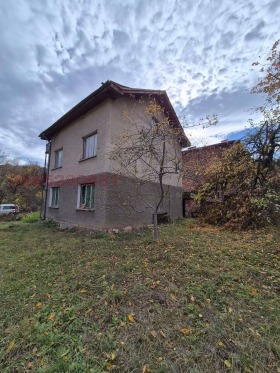 КЪЩА, 155 m2