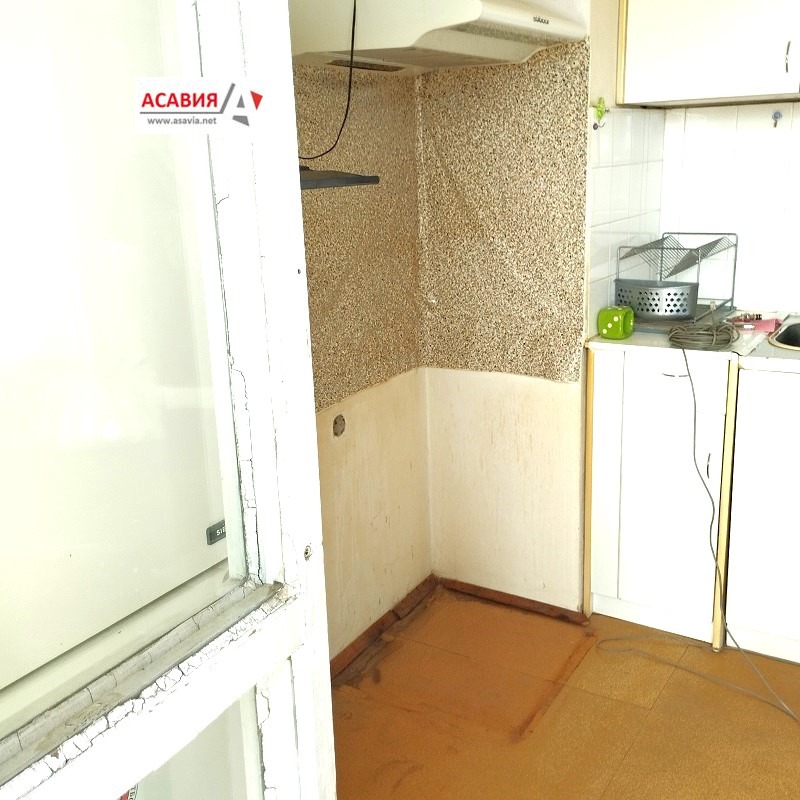 Продава 2-СТАЕН, гр. Плевен, Идеален център, снимка 2 - Апартаменти - 54776862