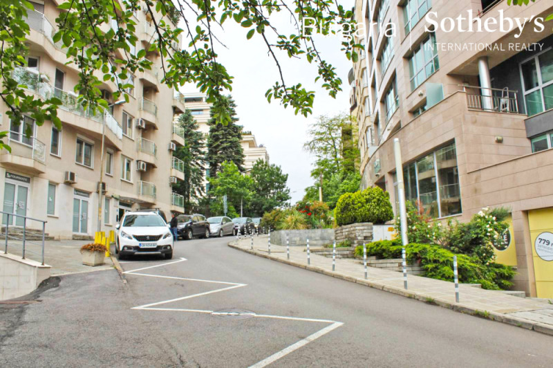 Na sprzedaż  2 sypialnie Sofia , Lozenec , 173 mkw | 65103052 - obraz [2]