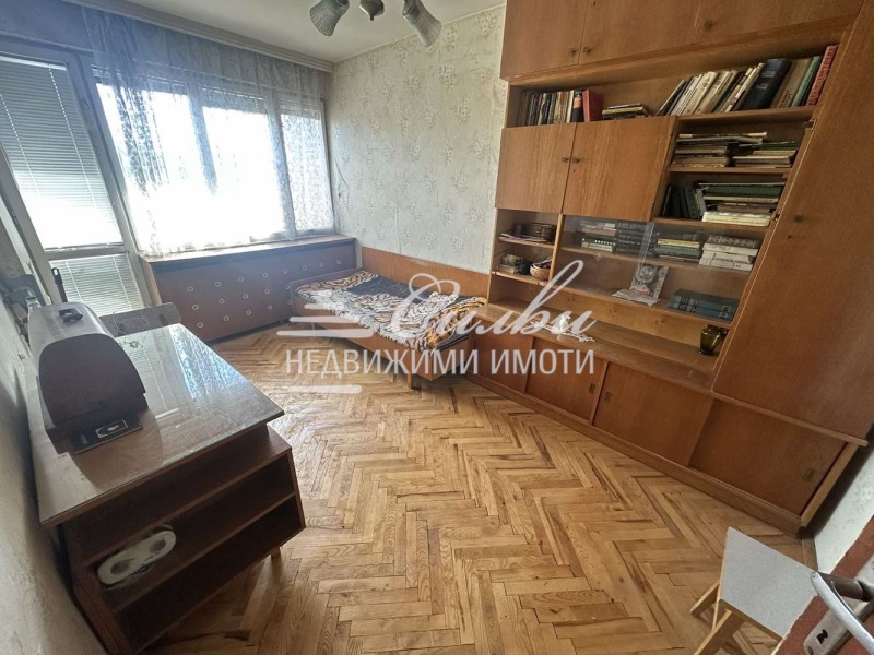 Продава 4-СТАЕН, гр. Търговище, Център, снимка 6 - Aпартаменти - 49447842