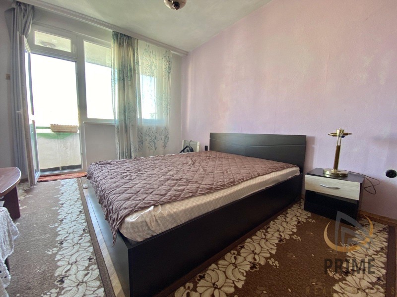 Продава МНОГОСТАЕН, гр. Бургас, Център, снимка 14 - Апартаменти - 53331369