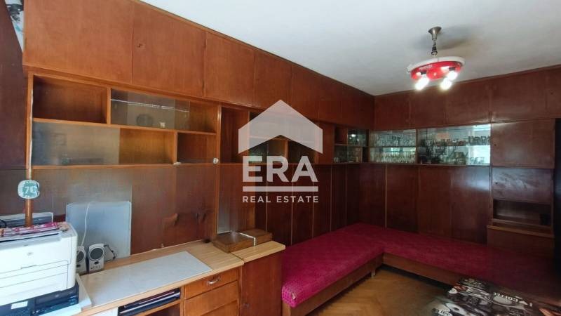 Продава  3-стаен град Търговище , Запад 1 , 61 кв.м | 78405028 - изображение [2]