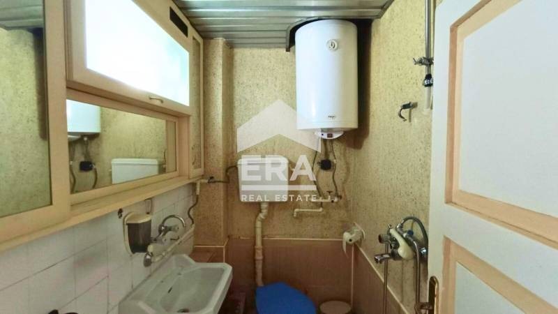 Продава 3-СТАЕН, гр. Търговище, Запад 1, снимка 7 - Апартаменти - 52374334