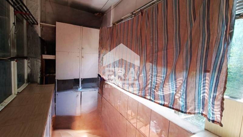 Продава  3-стаен град Търговище , Запад 1 , 61 кв.м | 78405028 - изображение [8]