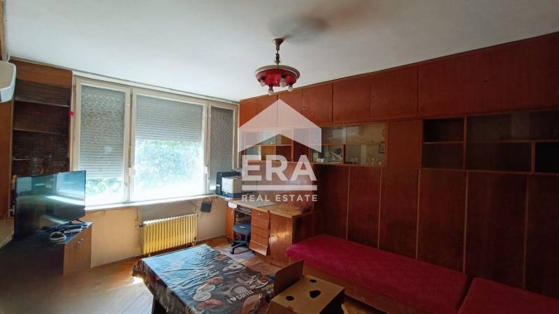 Продава  3-стаен град Търговище , Запад 1 , 61 кв.м | 78405028