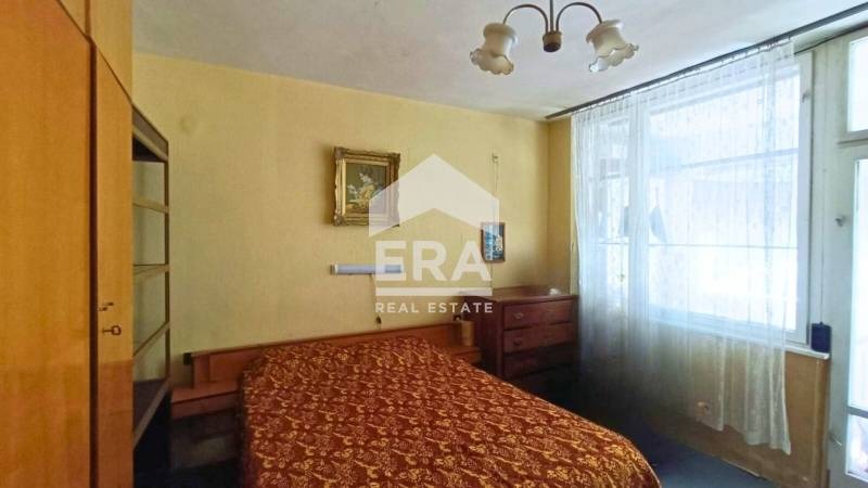 Продава 3-СТАЕН, гр. Търговище, Запад 1, снимка 6 - Апартаменти - 52374334
