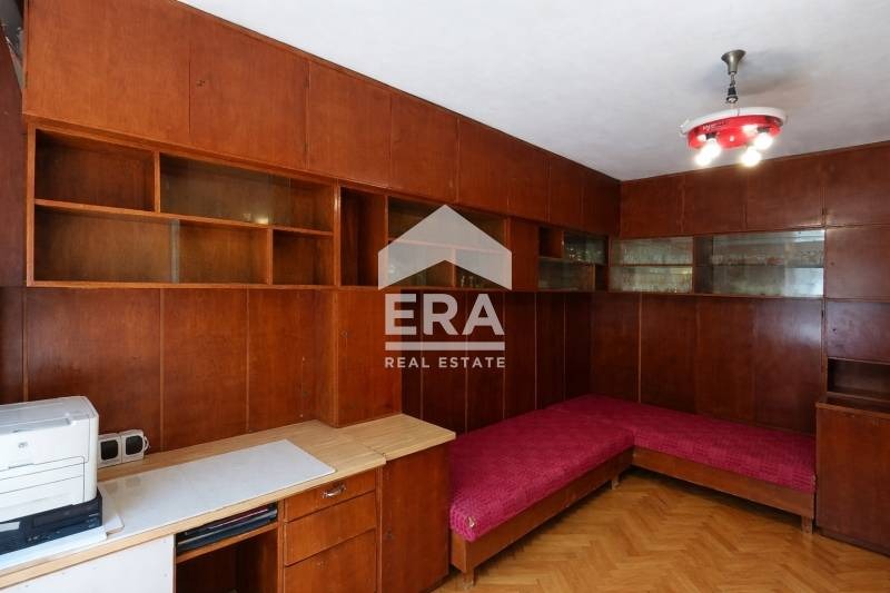 Продава 3-СТАЕН, гр. Търговище, Запад 1
