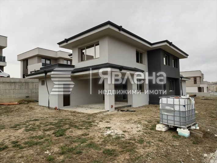 Продава КЪЩА, гр. Благоевград, Еленово 1, снимка 9 - Къщи - 52819122