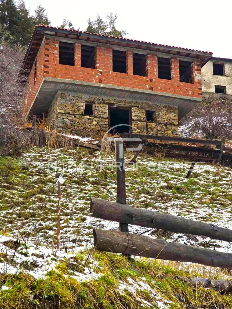 Продава КЪЩА, с. Зорница, област Смолян, снимка 2 - Къщи - 53508055